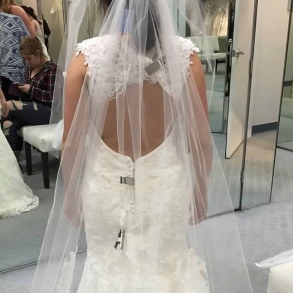 Wedding Dress - Picture 2 of 2